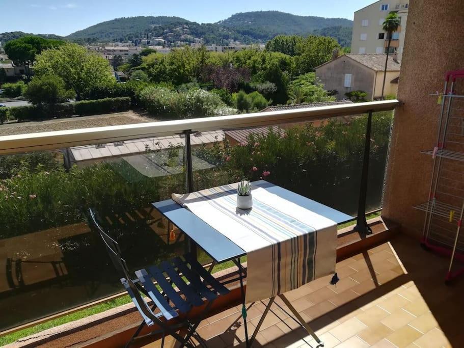 Apartment Les Jardins Du Luxembourg Hyeres